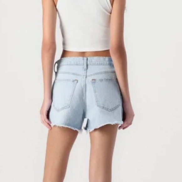 Abercrombie High Rise 90s Cutoff shorts in light Sz 26 - Picture 2 of 8
